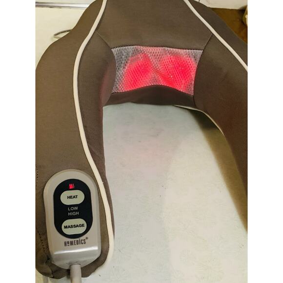 HoMedics Brown Neck Massager with Soothing Heat Vibration Therapy NMSQ-210 - Picture 7 of 7
